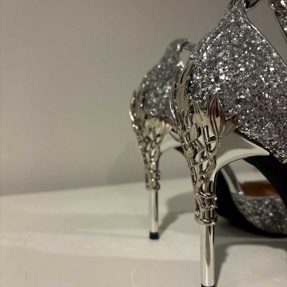 Source Unknown Silver Glitter Heels with Metallic… - image 3